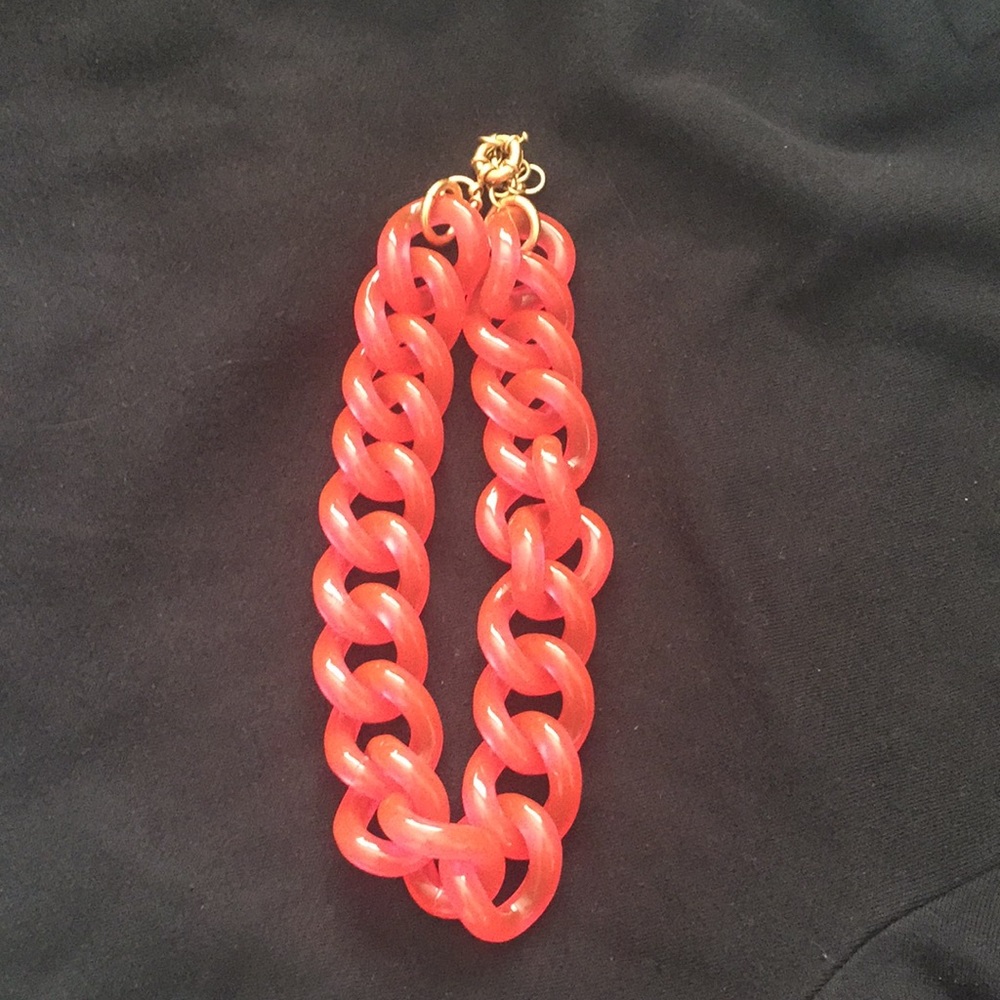 J CREW NECKLACE
